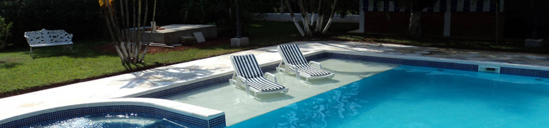 Construcción e Instalación de Piscina Construcción e Instalación de Piscina