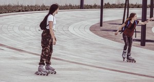 ¿Cuánto cuestan las clases de patinaje? Precios para 2026