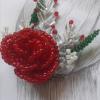 Tocado con rosa