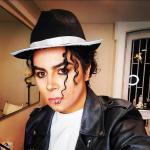 Doble De Michael Jackson Doble De Michael Jackson